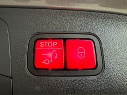 Mercedes Benz / GLA 200D lleno