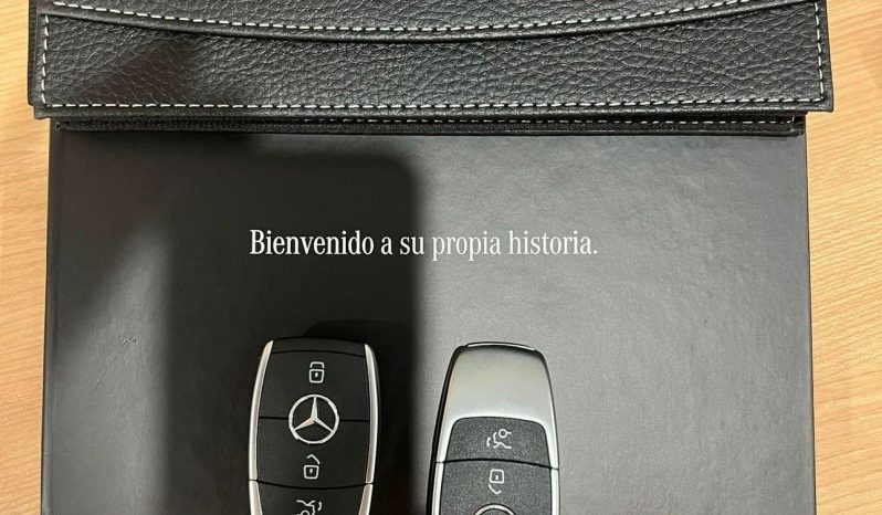 Mercedes Benz / GLA 200D lleno