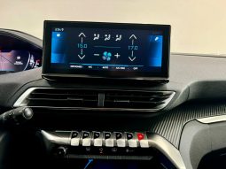 Peugeot / 3008 HDI 130cv lleno