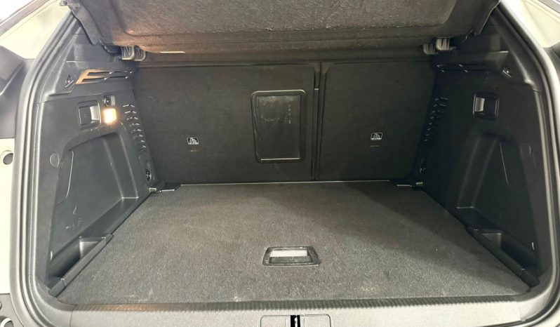 Peugeot / 3008 HDI 130cv lleno