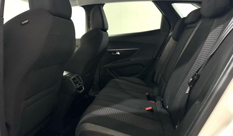 Peugeot / 3008 HDI 130cv lleno