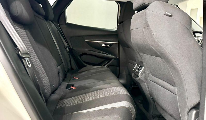 Peugeot / 3008 HDI 130cv lleno