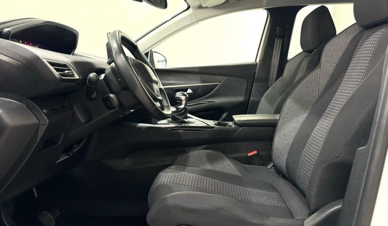 Peugeot / 3008 HDI 130cv lleno