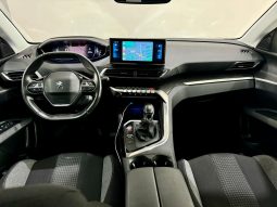 Peugeot / 3008 HDI 130cv lleno