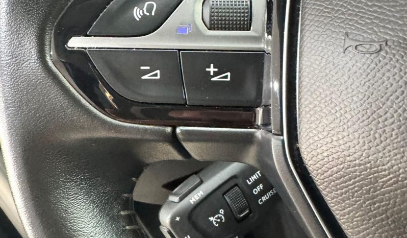 Peugeot / 3008 HDI 130cv lleno