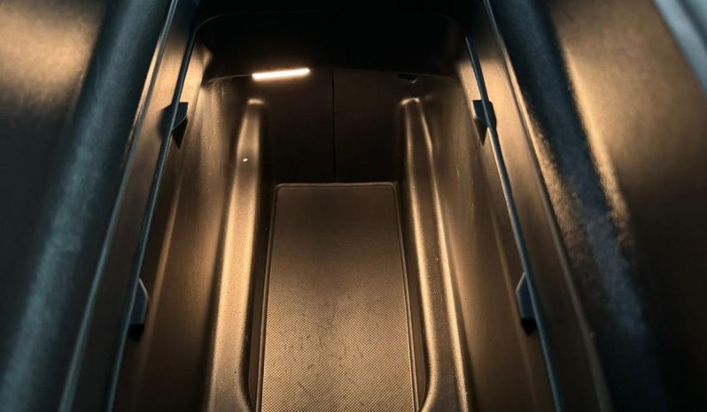 Peugeot / 3008 HDI 130cv lleno