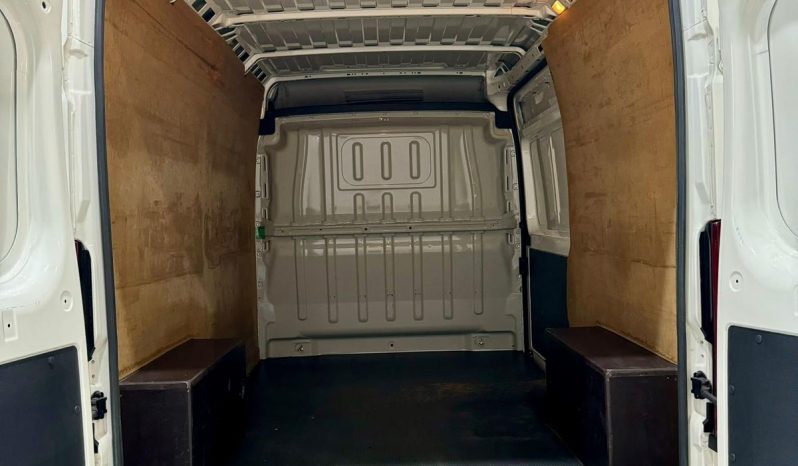 Peugeot / Boxer Furgón L2H2 lleno