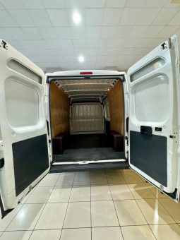 Peugeot / Boxer Furgón L2H2 lleno