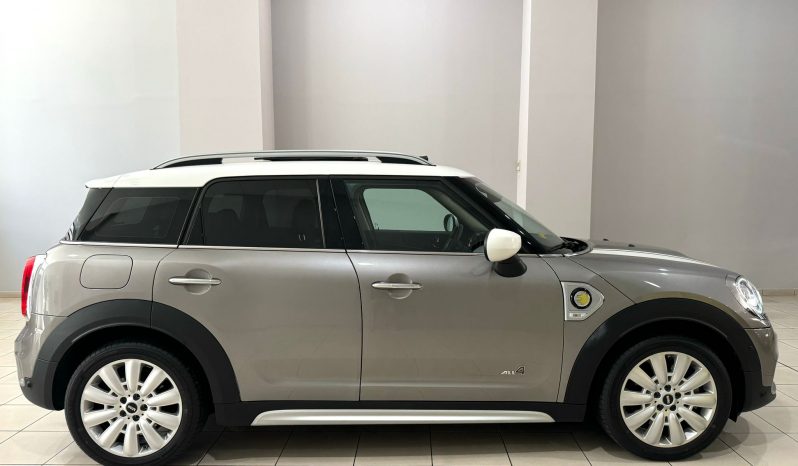 Mini / Countryman Cooper ALL4 lleno