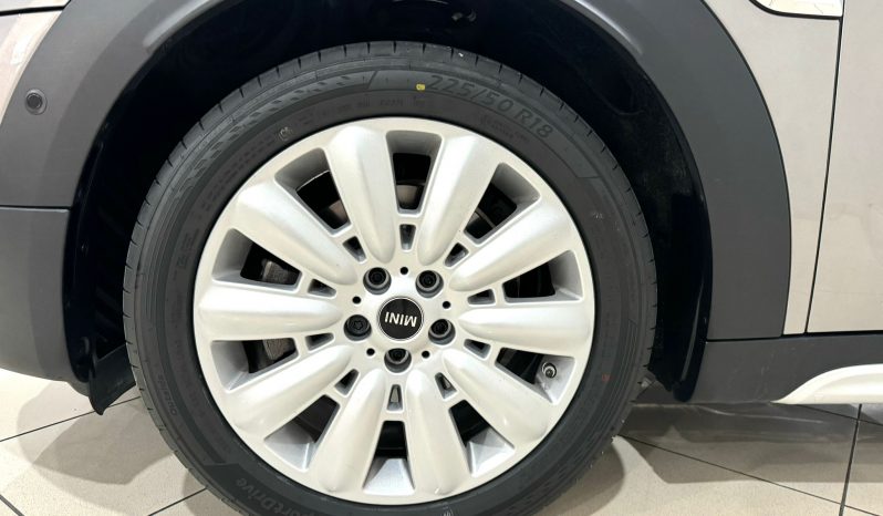 Mini / Countryman Cooper ALL4 lleno