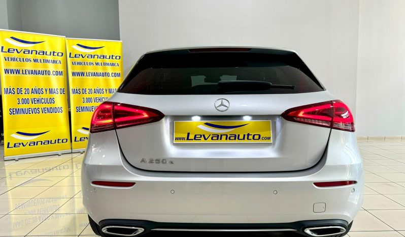 Mercedes Benz / A  250e lleno