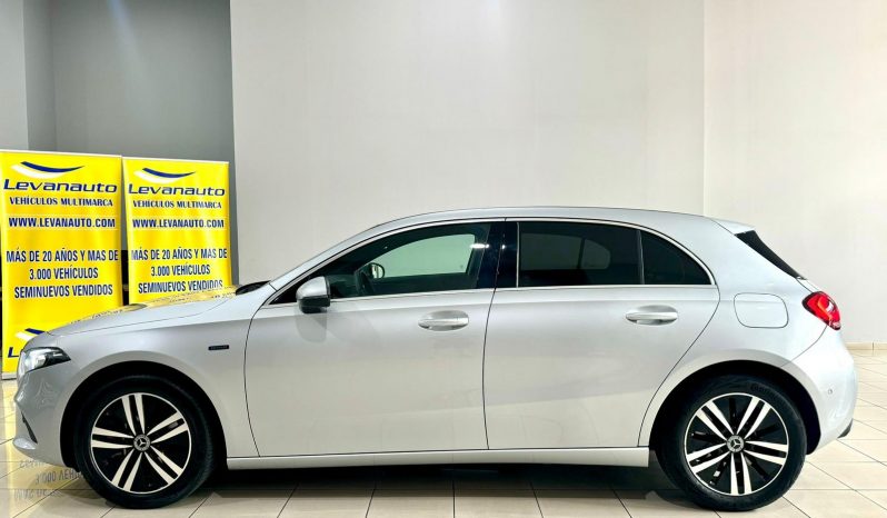 Mercedes Benz / A  250e lleno
