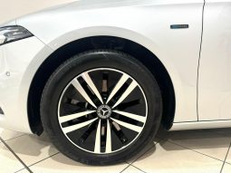 Mercedes Benz / A  250e lleno