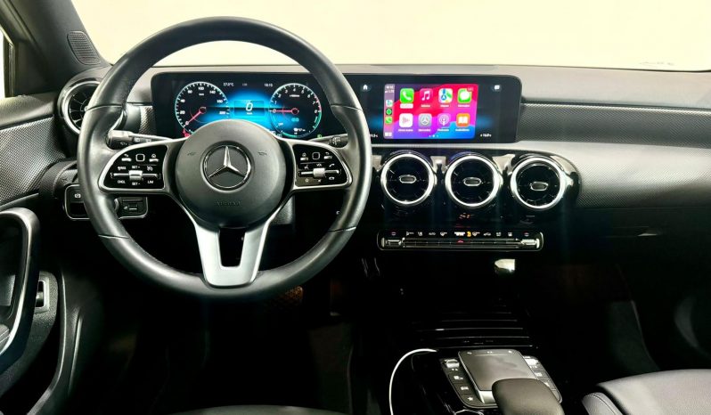 Mercedes Benz / A  250e lleno