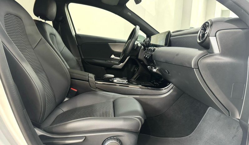 Mercedes Benz / A  250e lleno