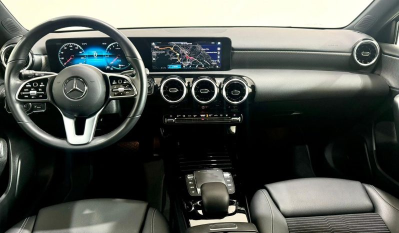 Mercedes Benz / A  250e lleno