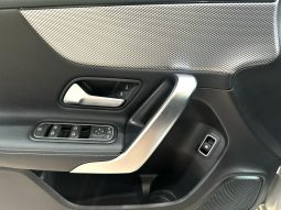 Mercedes Benz / A  250e lleno