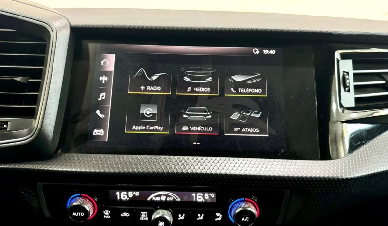 Audi / A1 Sportback 25 TFSI lleno