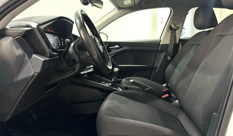 Audi / A1 Sportback 25 TFSI lleno