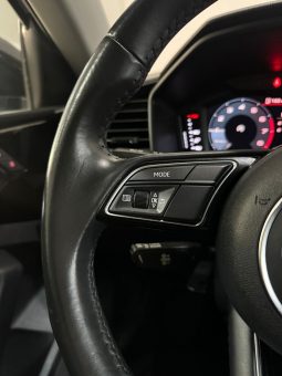 Audi / A1 Sportback 25 TFSI lleno