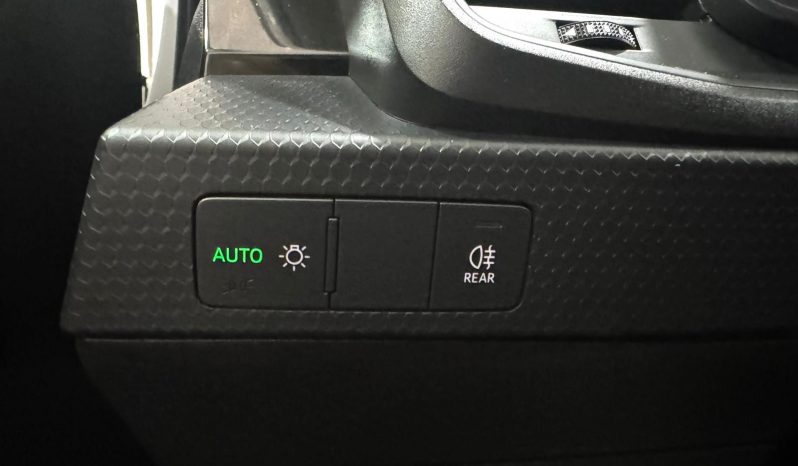 Audi / A1 Sportback 25 TFSI lleno