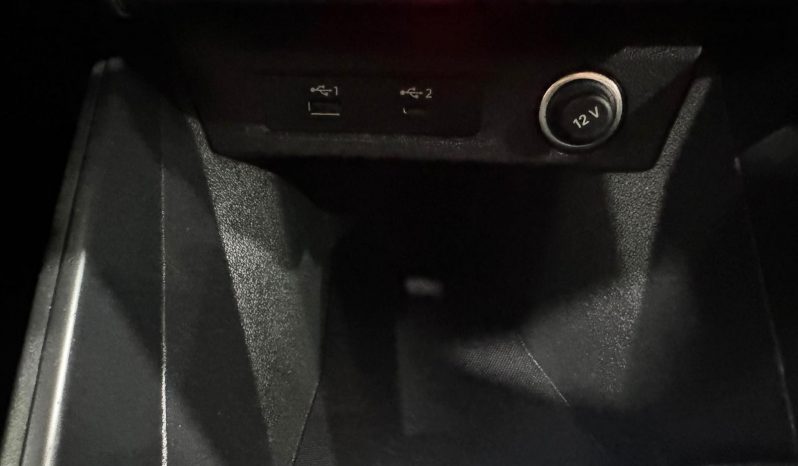 Audi / A1 Sportback 25 TFSI lleno