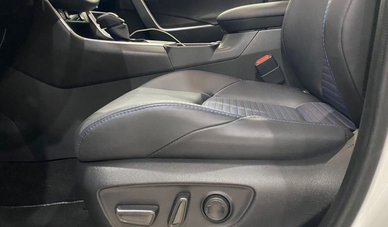 Toyota / RAV4 220H STYLE lleno