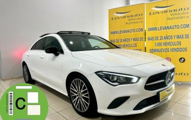 Mercedes Benz / CLA  200D