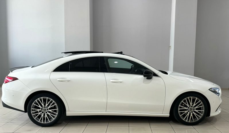 Mercedes Benz / CLA  200D lleno
