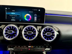 Mercedes Benz / CLA  200D lleno