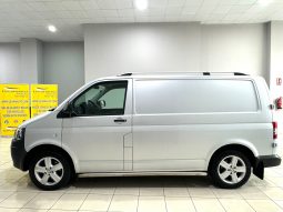 Volkswagen / Transporter 2.0 TDI lleno