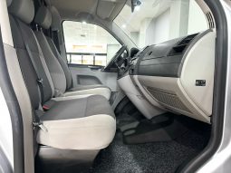 Volkswagen / Transporter 2.0 TDI lleno
