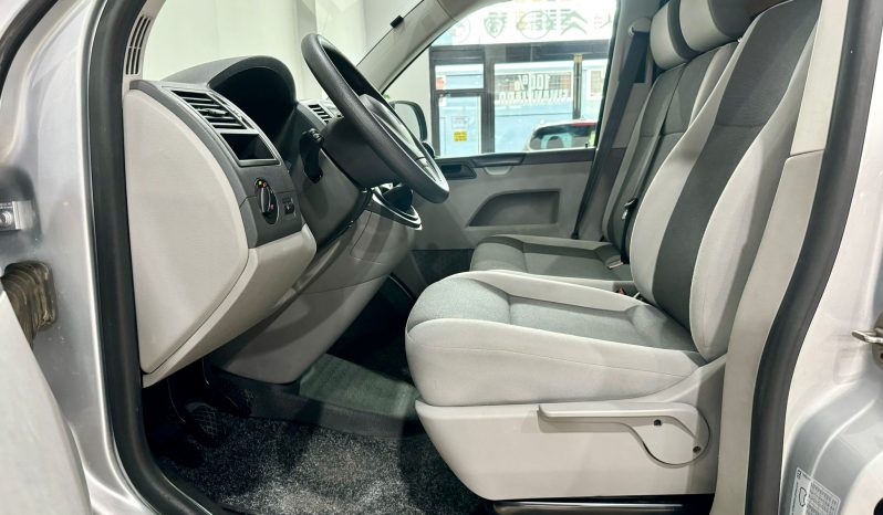 Volkswagen / Transporter 2.0 TDI lleno