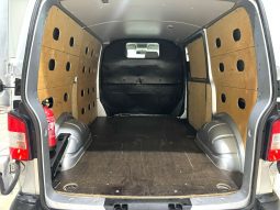 Volkswagen / Transporter 2.0 TDI lleno
