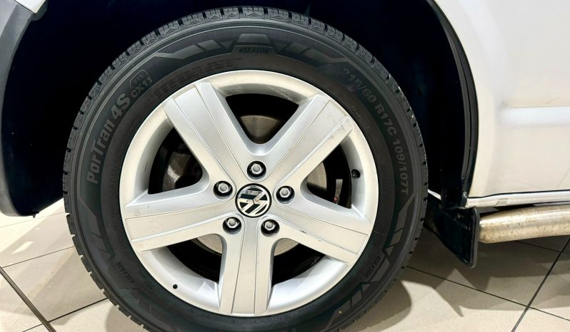 Volkswagen / Transporter 2.0 TDI lleno