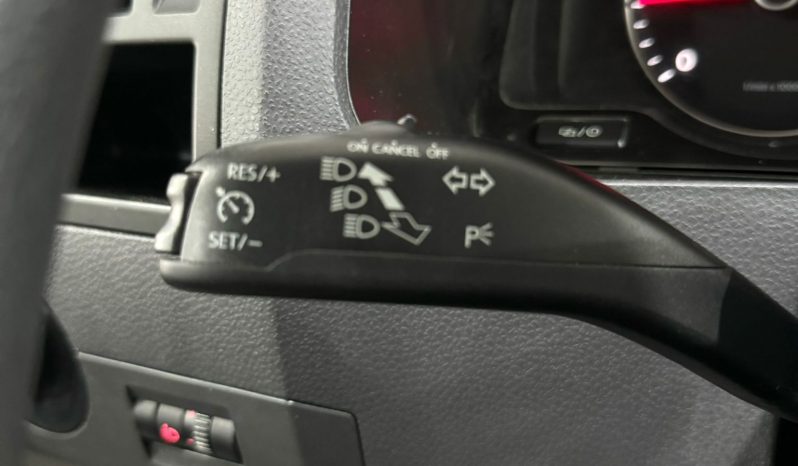 Volkswagen / Transporter 2.0 TDI lleno