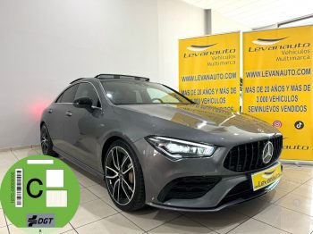 Mercedes Benz / CLA  35 AMG