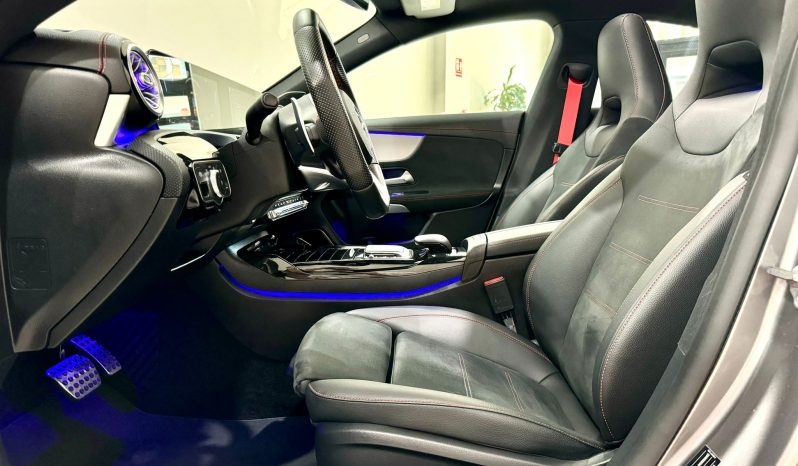 Mercedes Benz / CLA  35 AMG lleno