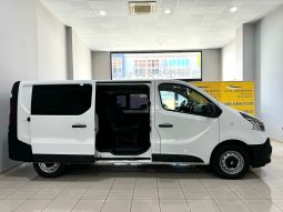 Renault /  Trafic Combi-6 lleno