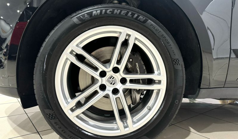 PORSCHE/ MACAN 2022 lleno