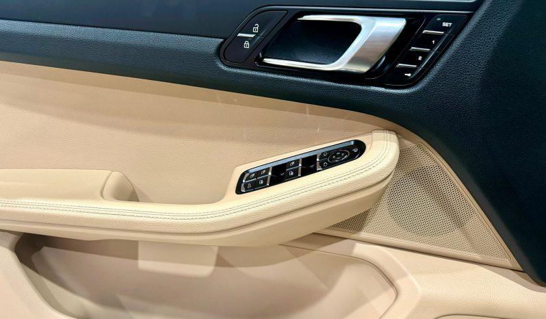 PORSCHE/ MACAN 2022 lleno