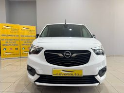 Opel / Combo  7 plazas lleno