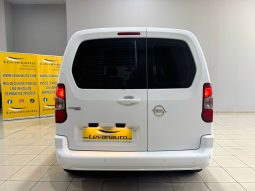 Opel / Combo  7 plazas lleno