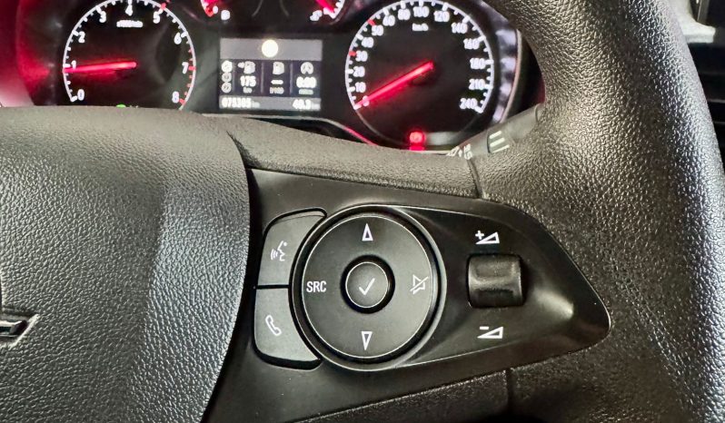 Opel / Combo  7 plazas lleno