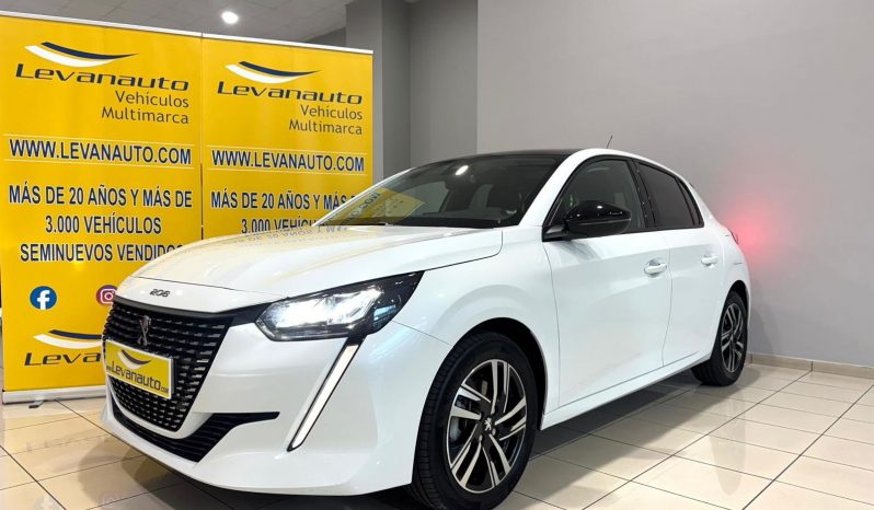 Peugeot / 208 5p 1.2i lleno