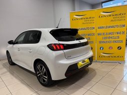 Peugeot / 208 5p 1.2i lleno