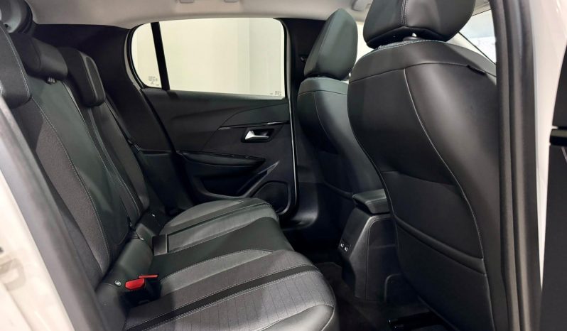 Peugeot / 208 5p 1.2i lleno