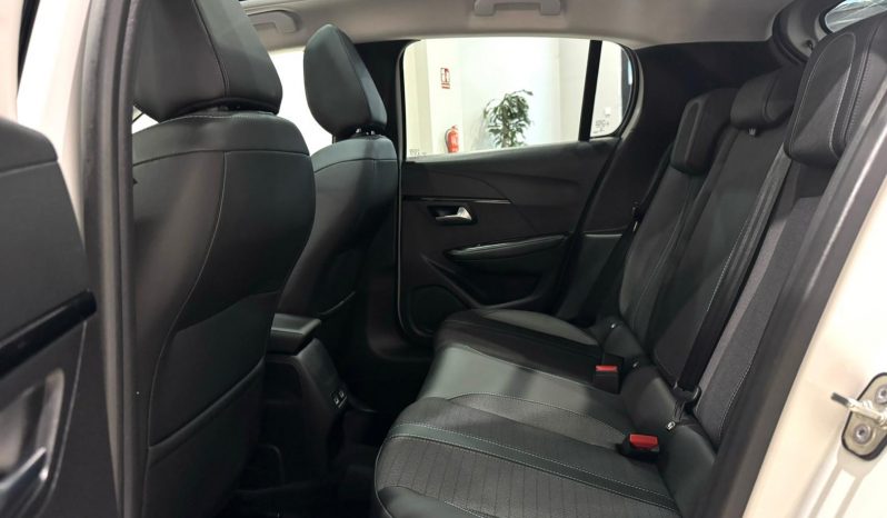Peugeot / 208 5p 1.2i lleno
