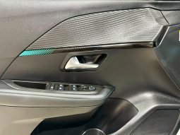 Peugeot / 208 5p 1.2i lleno